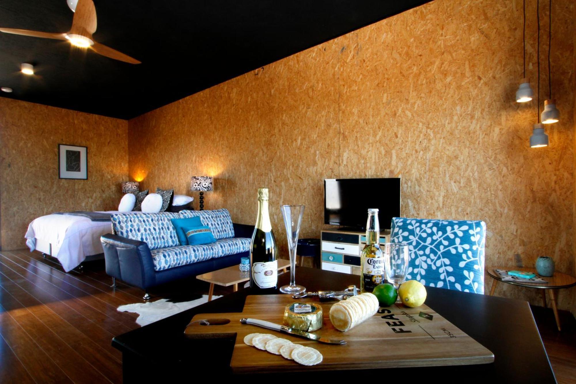 Perlubie Sea Bed & Breakfast Luaran gambar